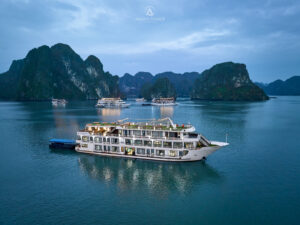 2D1N Halong Bay by 5-star Aqua Elegance Cruise Cruise