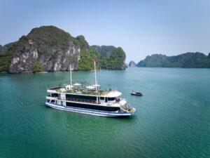 Ha Long Bay 1-Day Tour by Arcady Premium Cruise