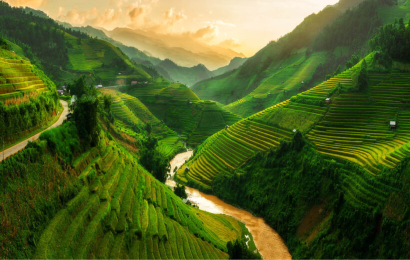 2D2N Ha Noi - Trekking Sapa Cat Cat Village – Ham Rong/ Fansipan by Overnight Train