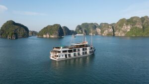 Ha Long Bay 2N1D Mila Cruise with Sung Sot & Ti Top